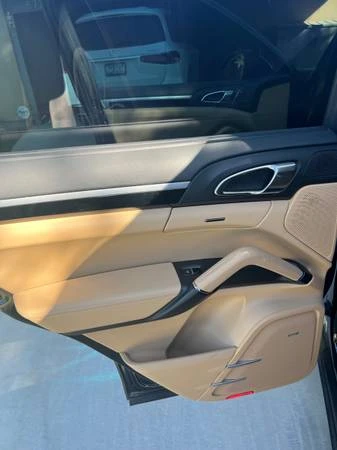 2016 Porsche 958 Cayenne S - Image 20 of 21