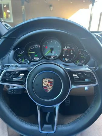 2016 Porsche 958 Cayenne S - Image 16 of 21