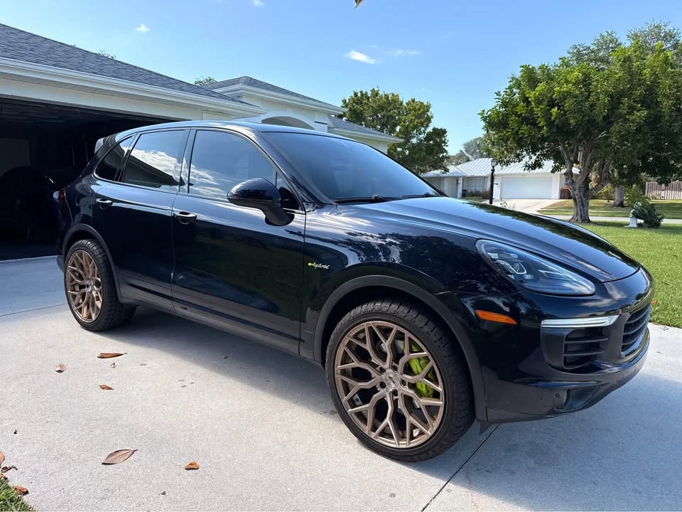 2016 Porsche 958 Cayenne - Image 2 of 20