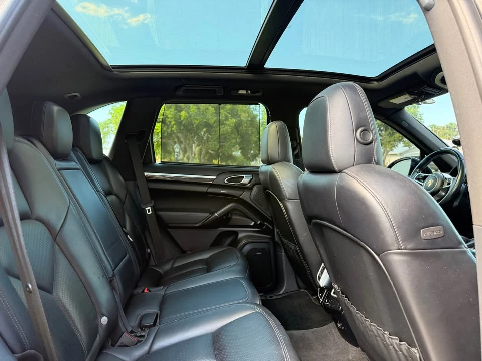 2016 Porsche 958 Cayenne - Image 13 of 20