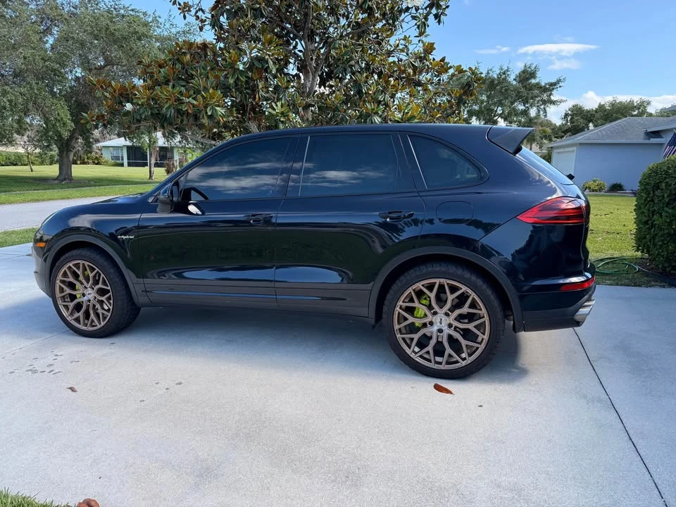 2016 Porsche 958 Cayenne - Image 7 of 20