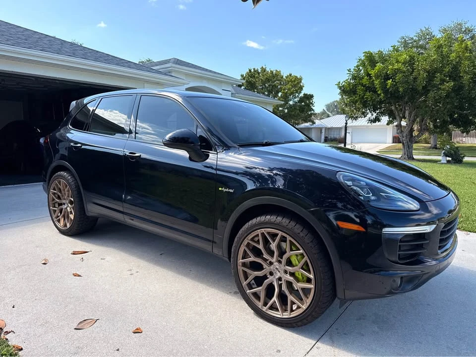 2016 Porsche 958 Cayenne - Image 11 of 20
