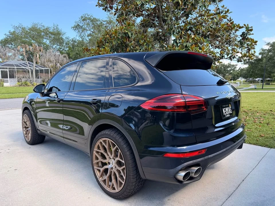 2016 Porsche 958 Cayenne - Image 8 of 20