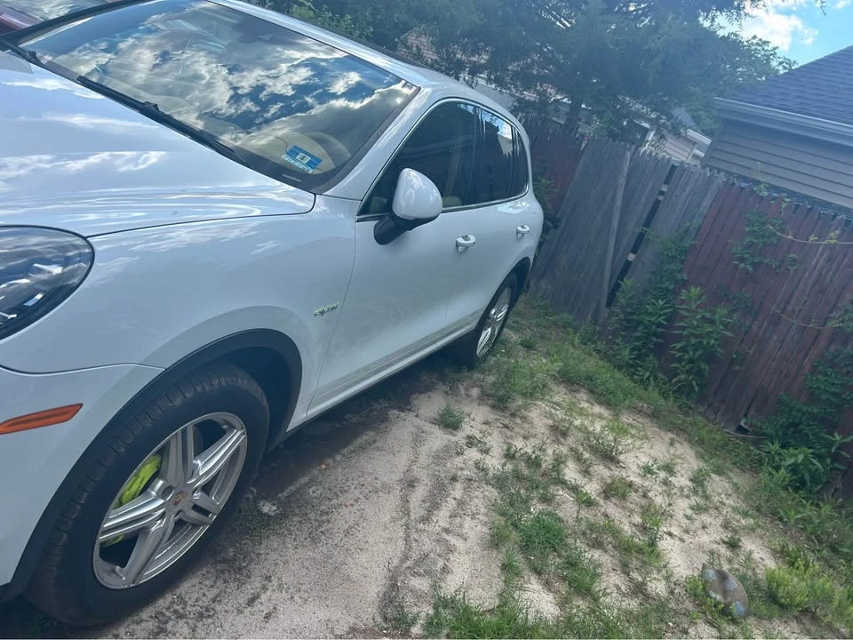 2016 Porsche 958 Cayenne - Image 6 of 8