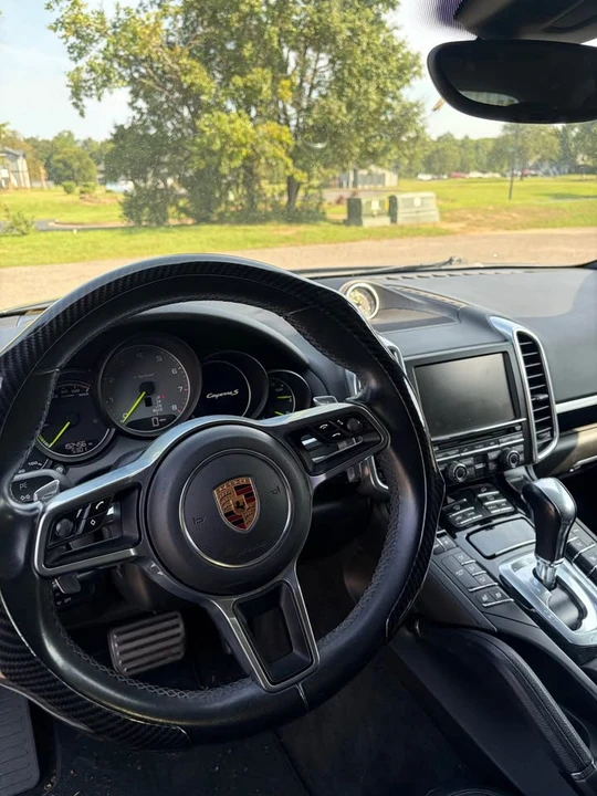 2016 Porsche 958 Cayenne - Image 4 of 12