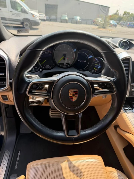 2016 Porsche 958 Cayenne - Image 13 of 20