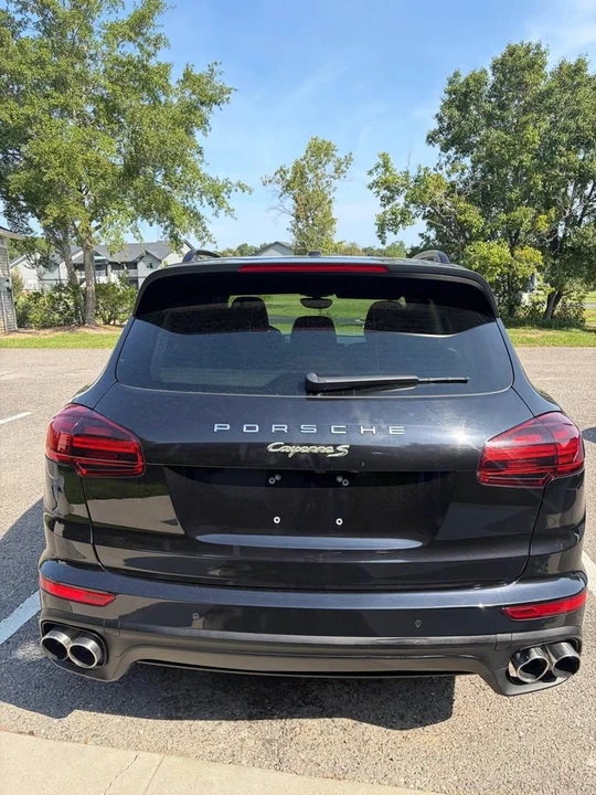2016 Porsche 958 Cayenne - Image 11 of 12
