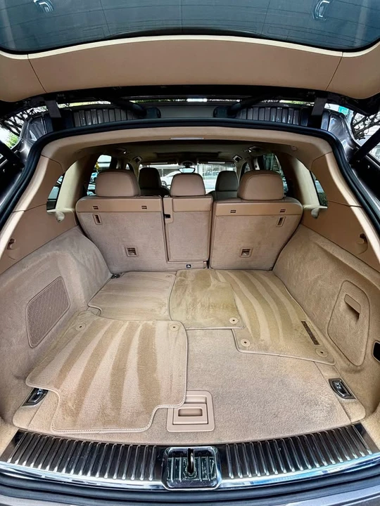 2016 Porsche 958 Cayenne - Image 14 of 18
