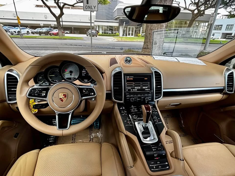 2016 Porsche 958 Cayenne - Image 5 of 18