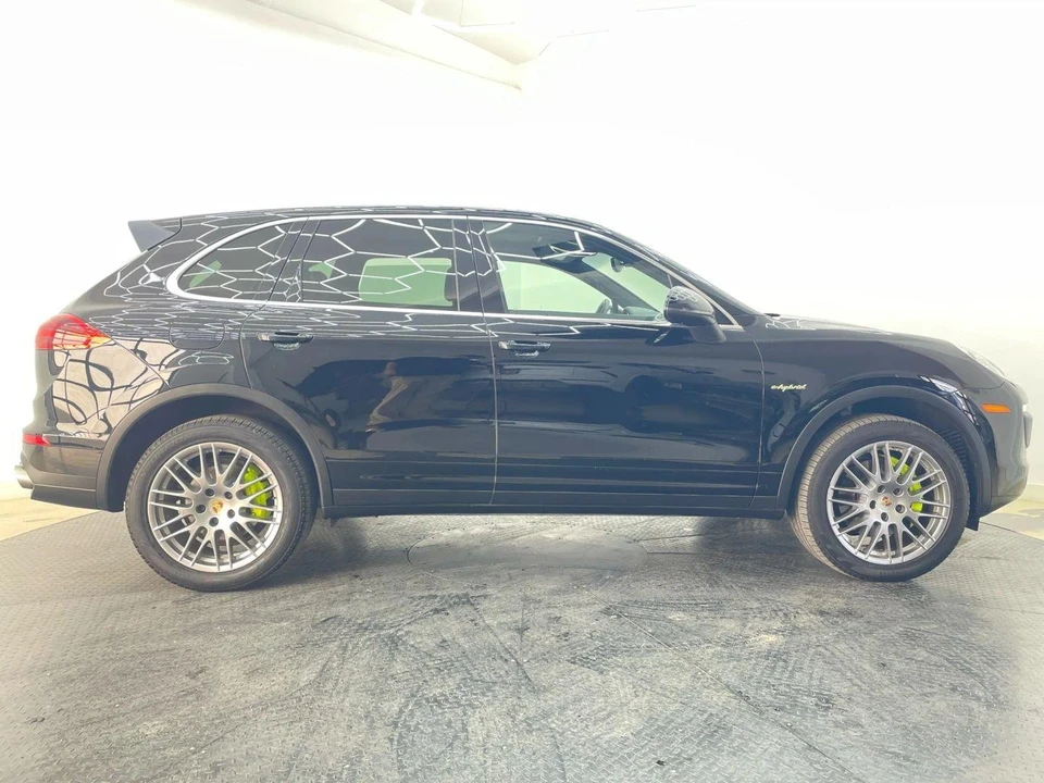 2016 Porsche 958 Cayenne - Image 3 of 31