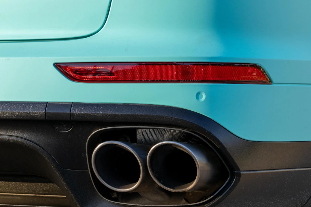 2016 Porsche 958 Cayenne S - Image 19 of 31