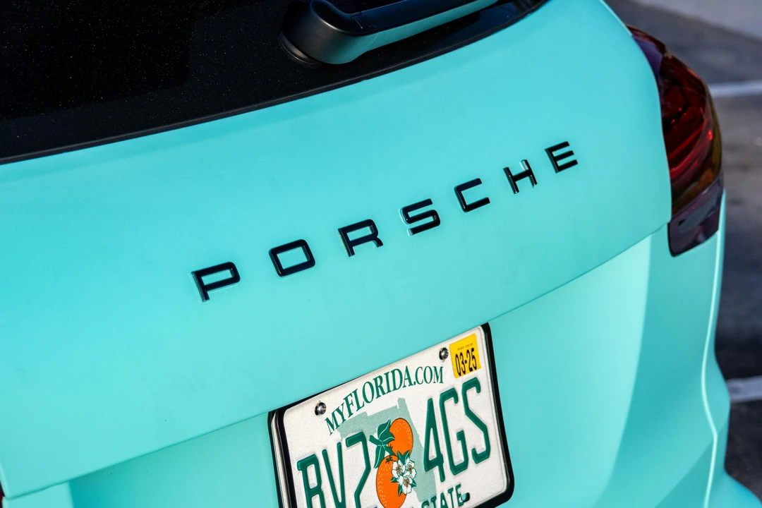 2016 Porsche 958 Cayenne S - Image 16 of 31