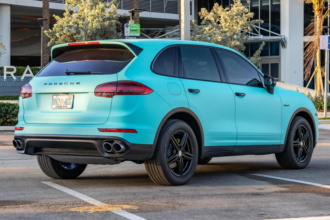 2016 Porsche 958 Cayenne S - Image 3 of 31