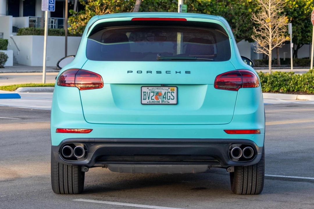 2016 Porsche 958 Cayenne S - Image 5 of 31