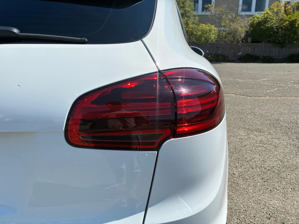 2016 Porsche 958 Cayenne S - Image 19 of 31