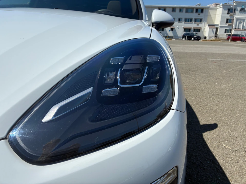 2016 Porsche 958 Cayenne S - Image 13 of 31