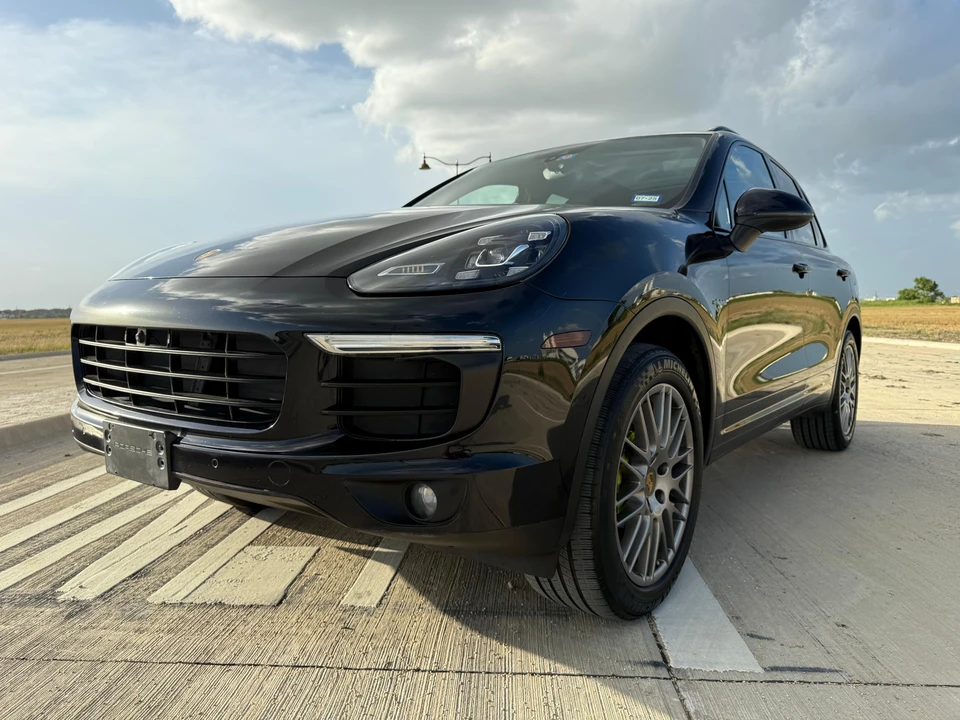 2016 Porsche 958 Cayenne S - Image 11 of 31