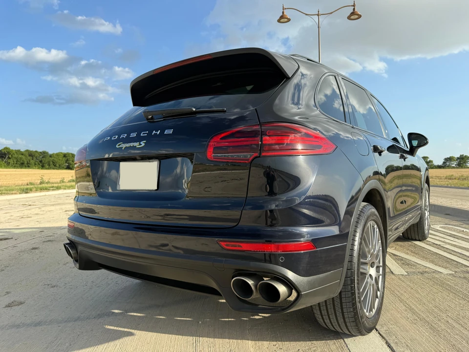 2016 Porsche 958 Cayenne S - Image 30 of 31