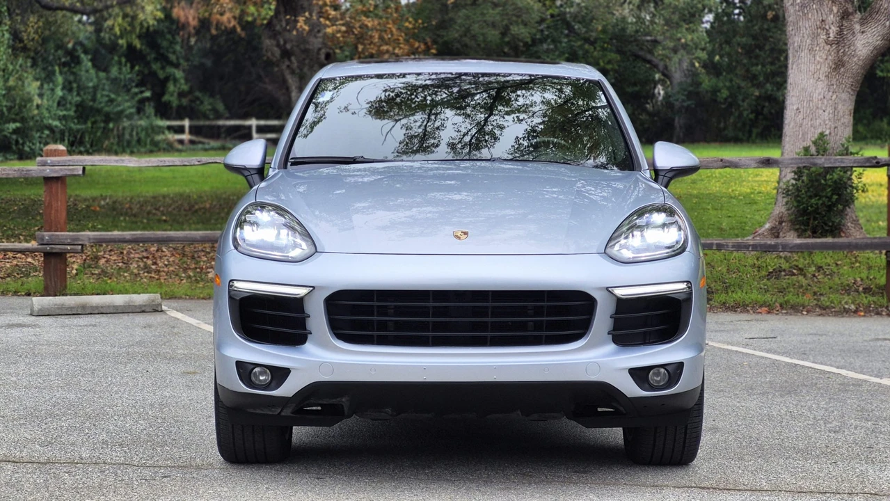 2016 Porsche 958 Cayenne S - Image 19 of 31