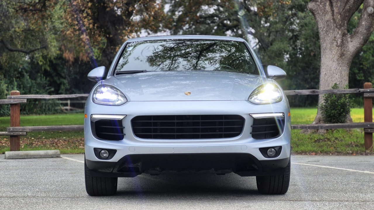 2016 Porsche 958 Cayenne S - Image 20 of 31