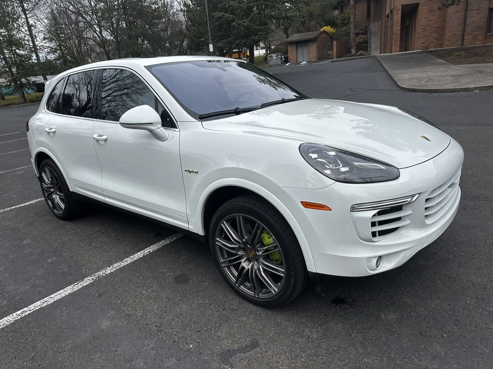 2016 Porsche 958 Cayenne S - Image 31 of 31