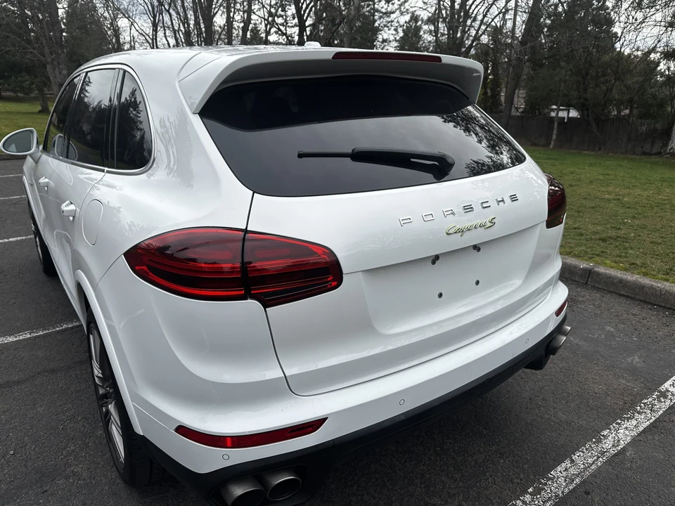 2016 Porsche 958 Cayenne S - Image 13 of 31