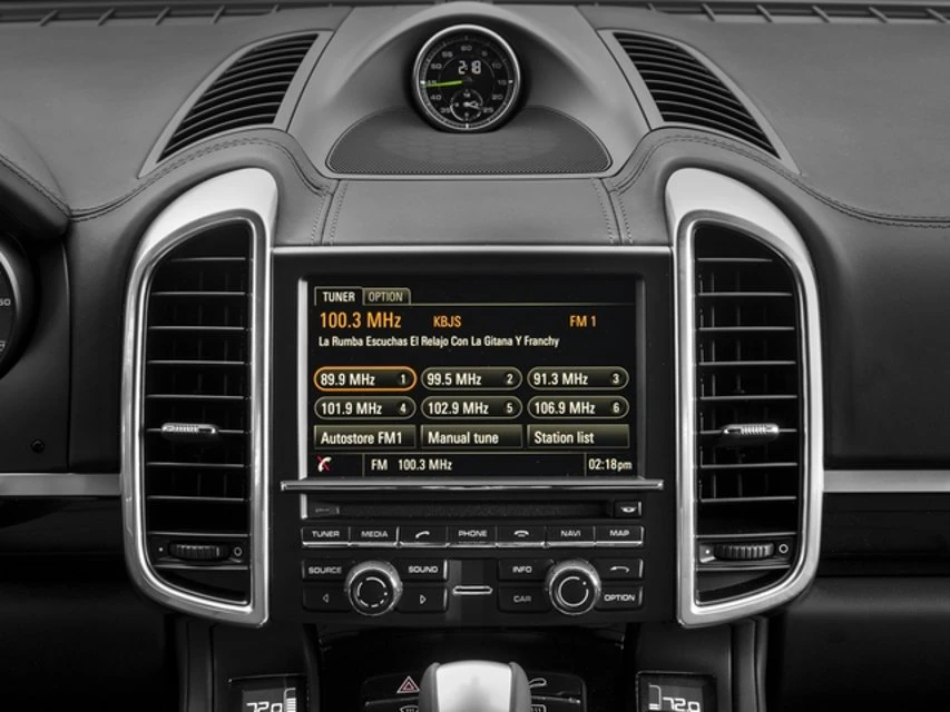 2016 Porsche 958 Cayenne - Image 10 of 17