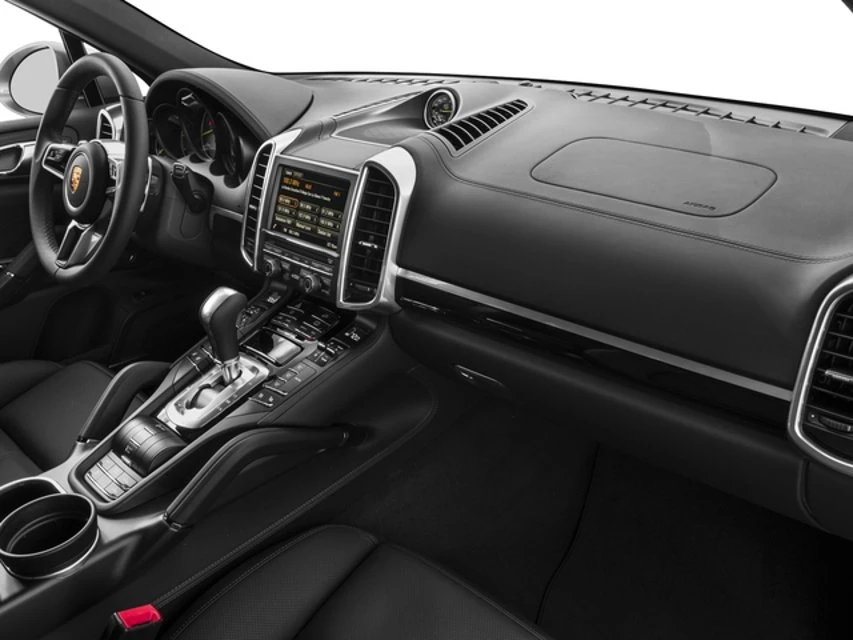 2016 Porsche 958 Cayenne - Image 16 of 17