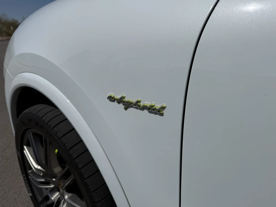 2016 Porsche 958 Cayenne S - Image 25 of 31
