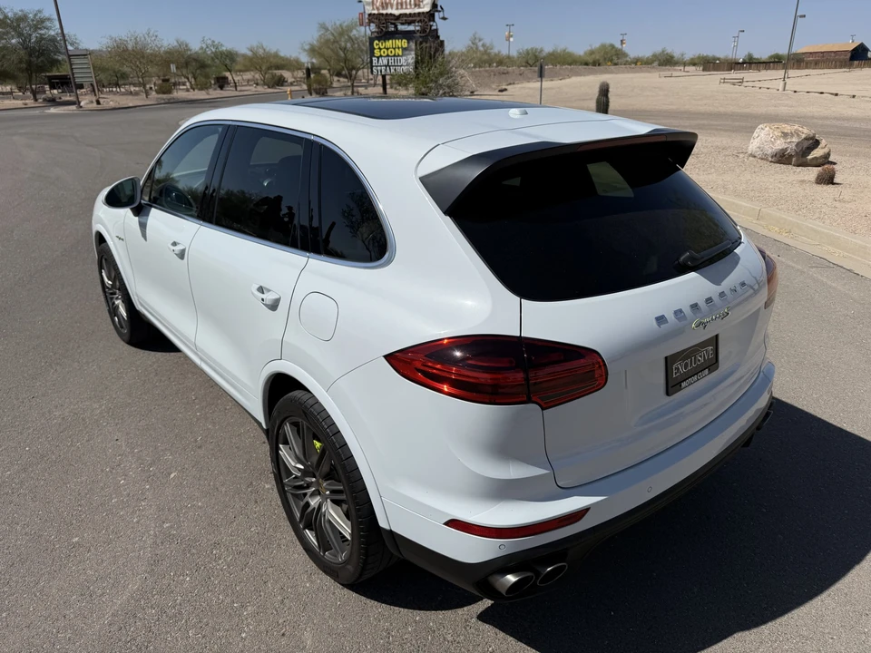 2016 Porsche 958 Cayenne S - Image 6 of 31