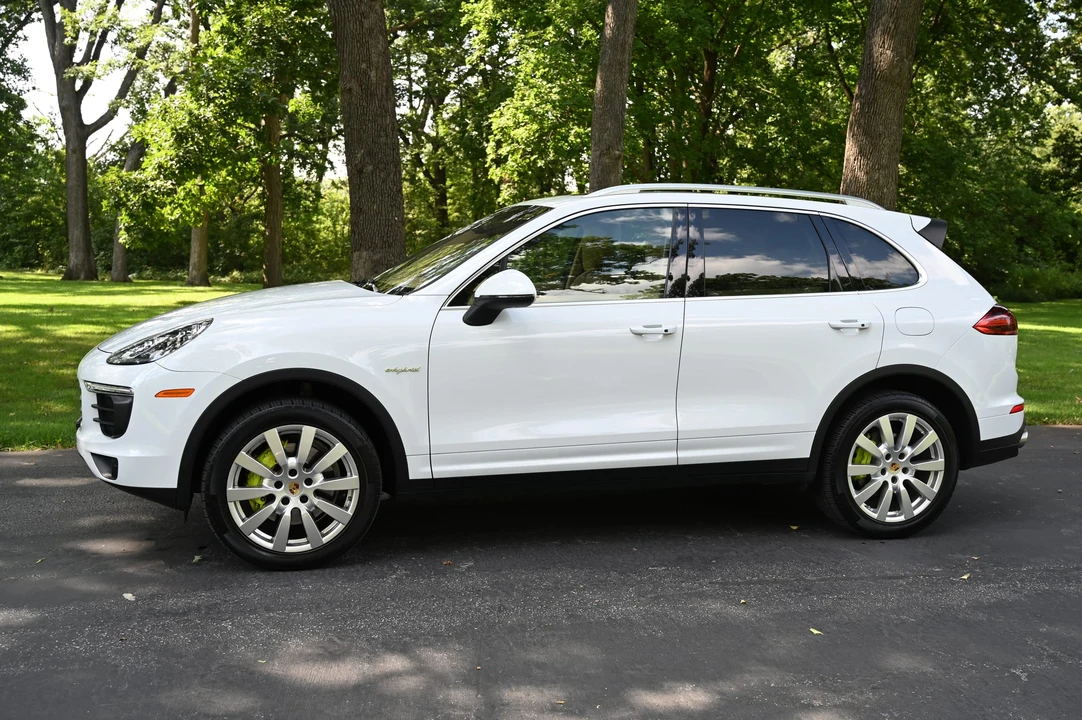 2016 Porsche Cayenne - Image 8 of 31