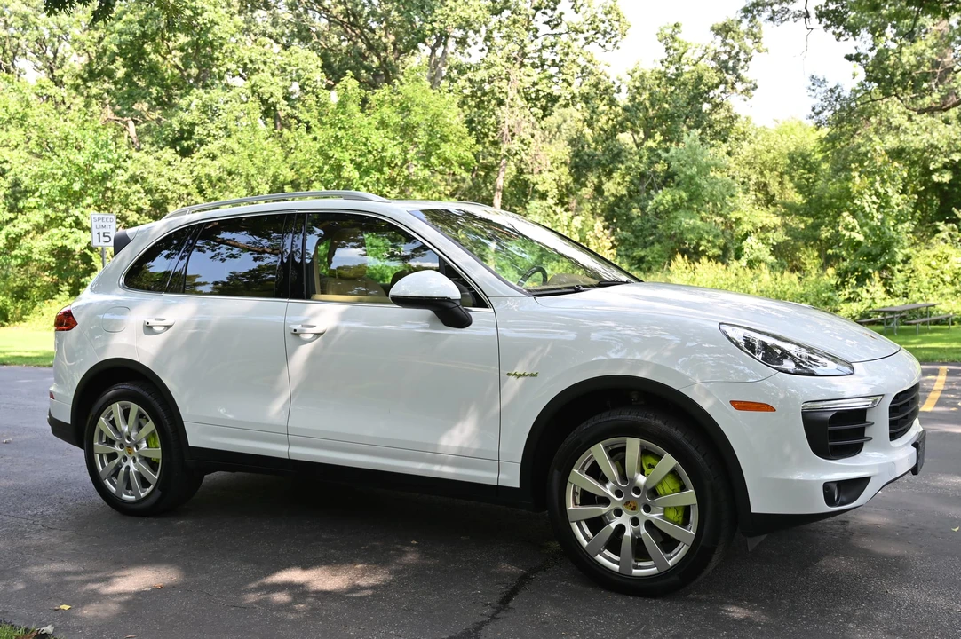 2016 Porsche Cayenne - Image 13 of 31