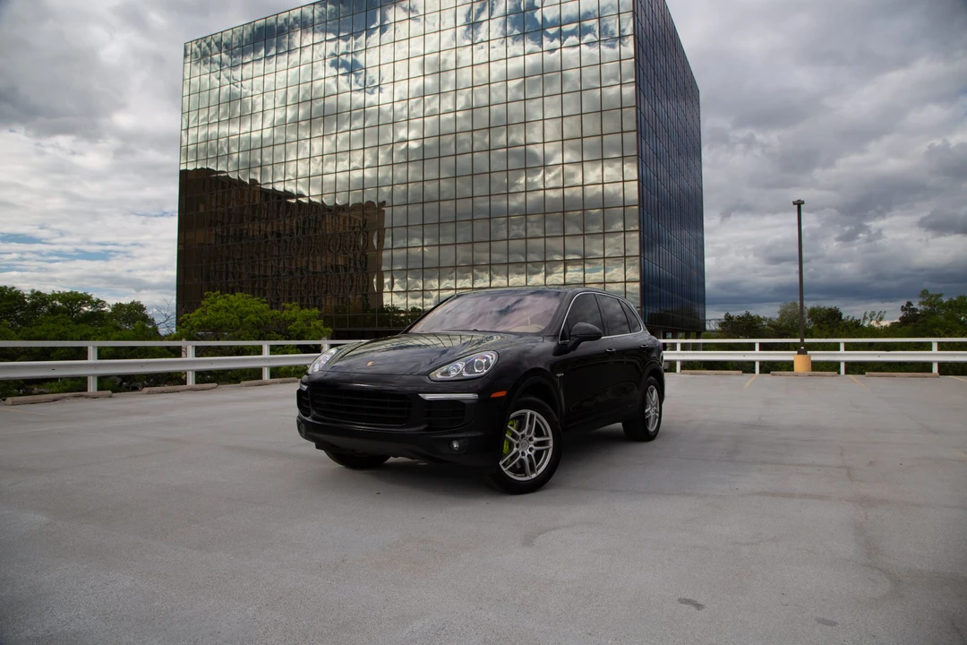 2016 Porsche 958 Cayenne - Image 3 of 31