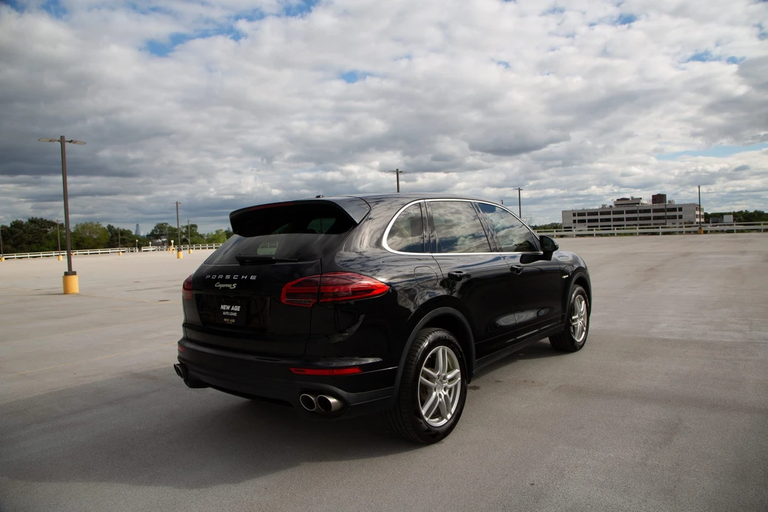2016 Porsche 958 Cayenne - Image 27 of 31