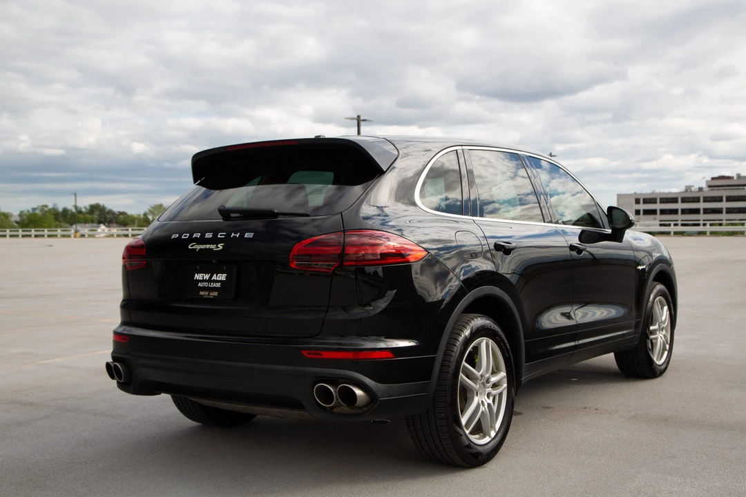 2016 Porsche 958 Cayenne - Image 24 of 31
