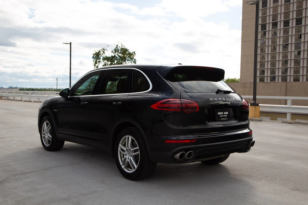 2016 Porsche 958 Cayenne - Image 13 of 31