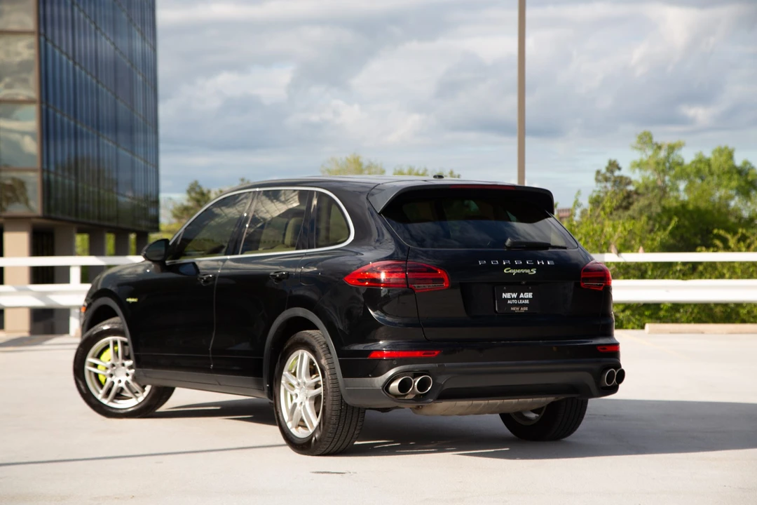 2016 Porsche 958 Cayenne - Image 15 of 31