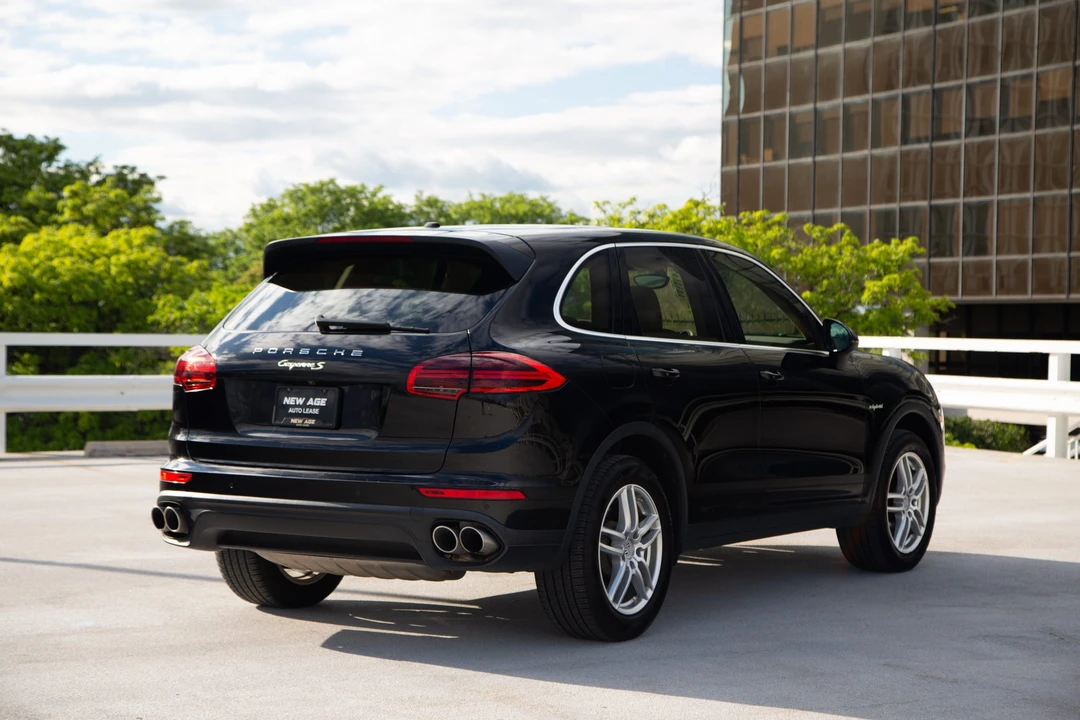 2016 Porsche 958 Cayenne - Image 25 of 31