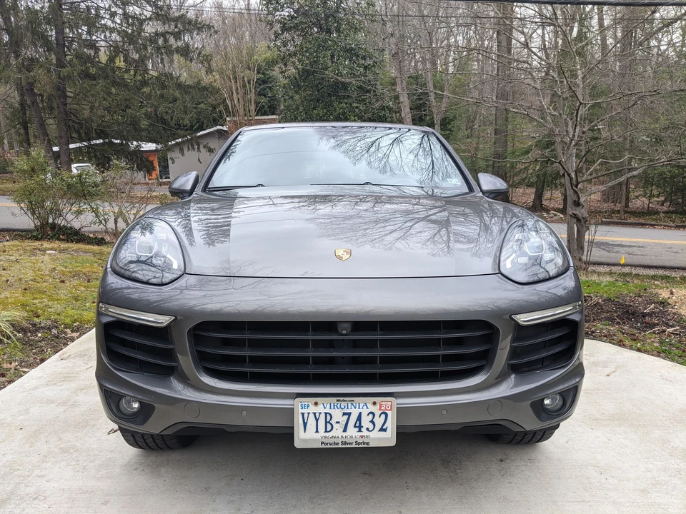 2016 Porsche 958 Cayenne S - Image 15 of 17