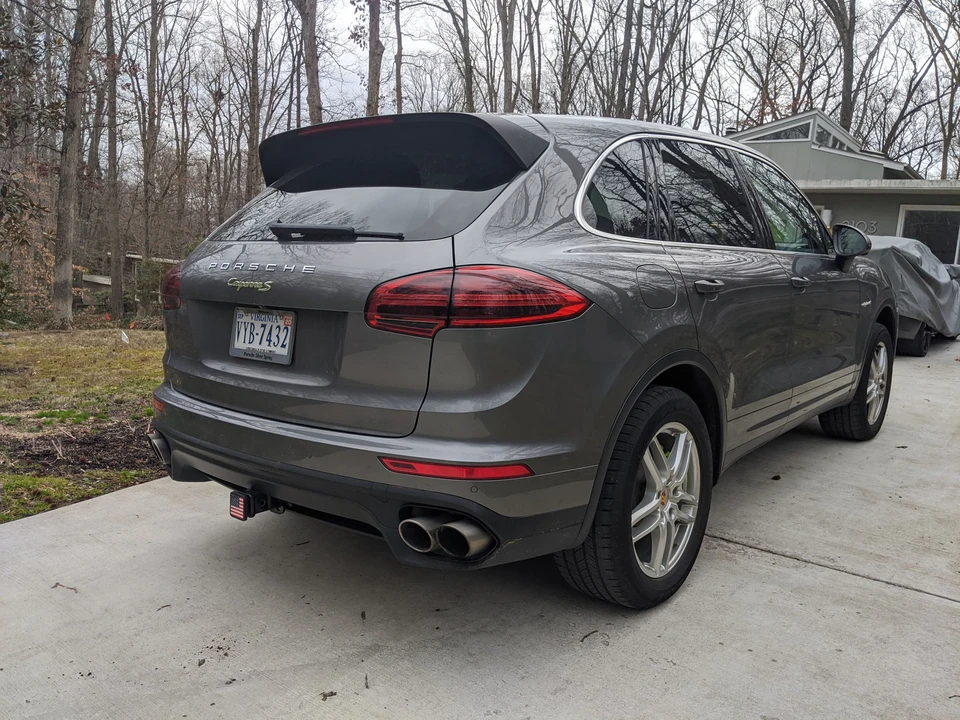 2016 Porsche 958 Cayenne S - Image 12 of 17
