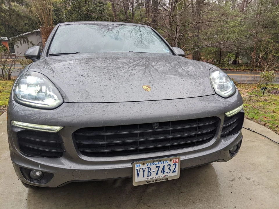 2016 Porsche 958 Cayenne S - Image 4 of 17