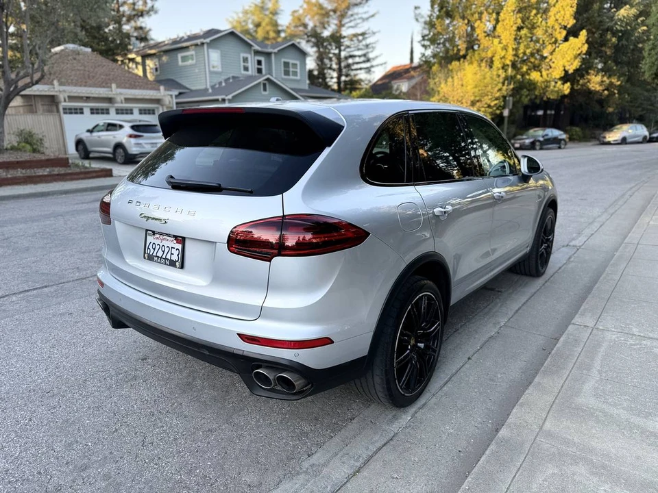 2016 Porsche 958 Cayenne - Image 5 of 13