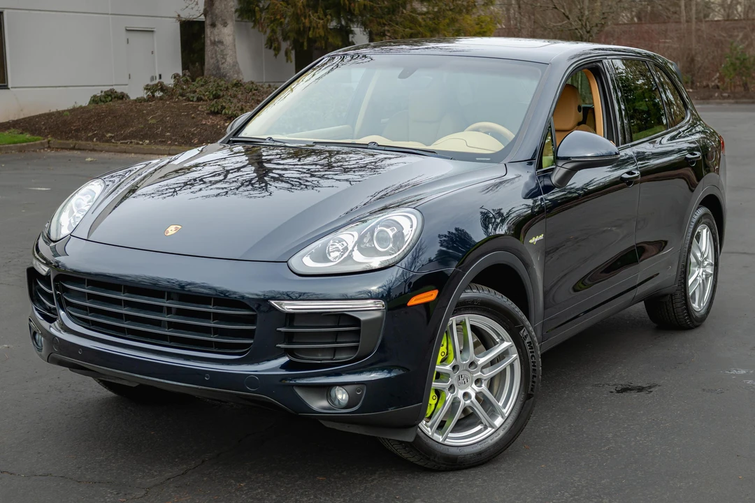 2016 Porsche 958 Cayenne S - Image 9 of 31