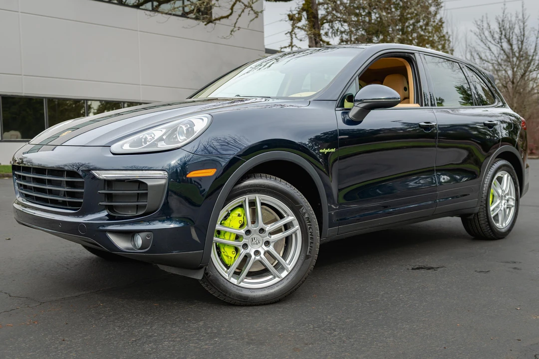 2016 Porsche 958 Cayenne S - Image 13 of 31