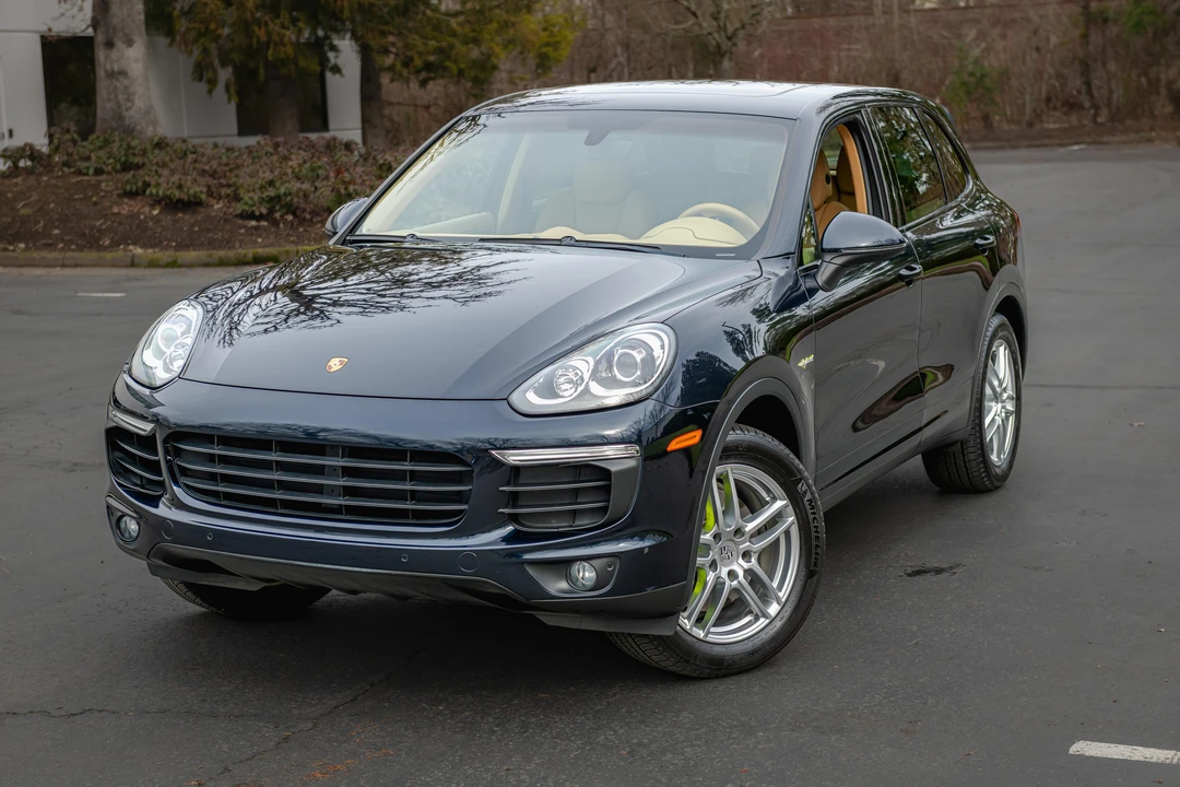 2016 Porsche 958 Cayenne S - Image 8 of 31