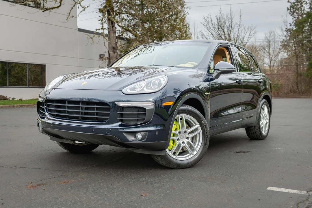 2016 Porsche 958 Cayenne S - Image 11 of 31