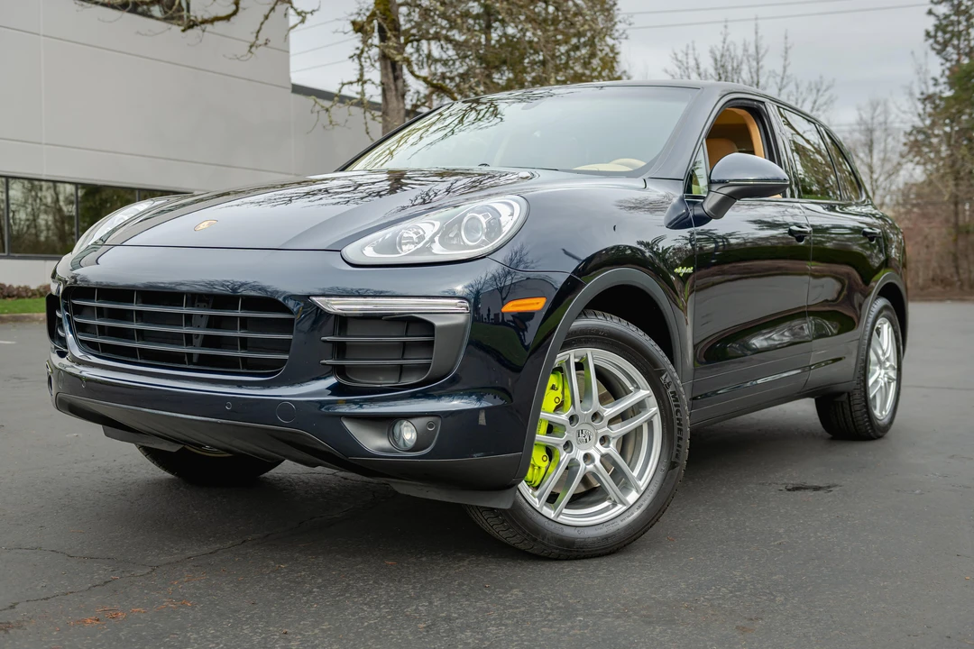 2016 Porsche 958 Cayenne S - Image 12 of 31