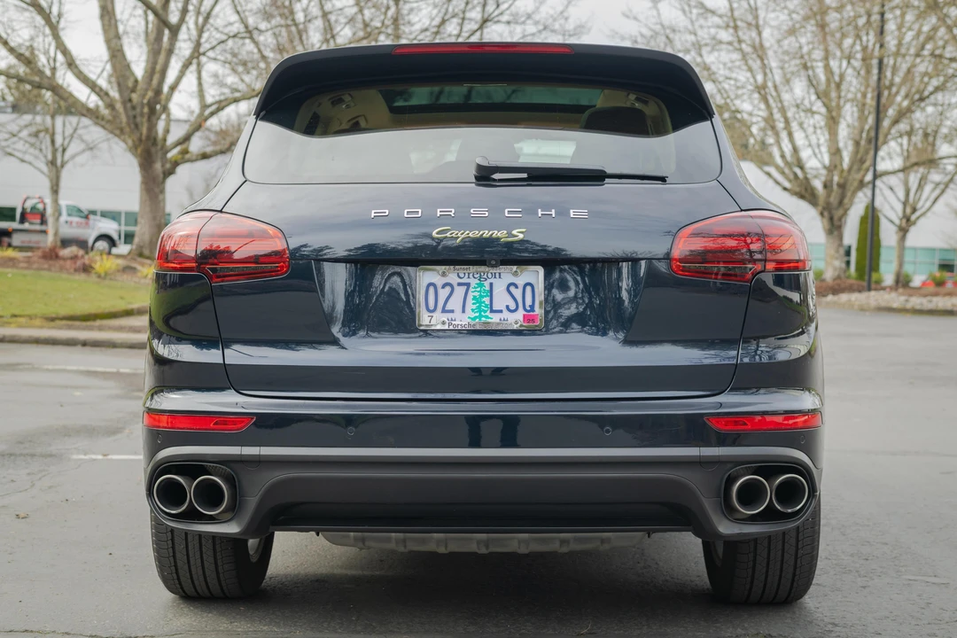 2016 Porsche 958 Cayenne S - Image 5 of 31