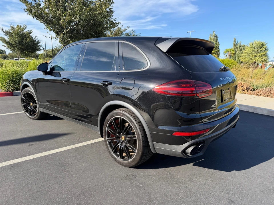 2016 Porsche 958 Cayenne - Image 11 of 31