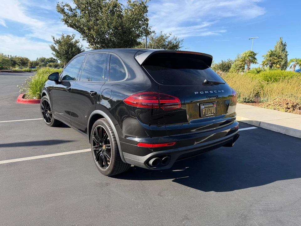 2016 Porsche 958 Cayenne - Image 13 of 31